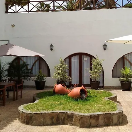 Bungalow The Eight *