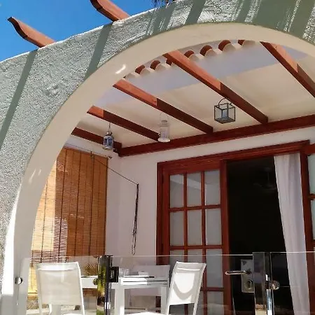 Bungalow The Eight Holiday home